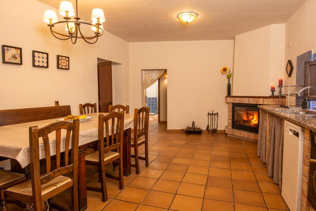Casa Rural En Rupia Con Piscina 外观 照片